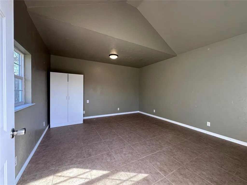 Photo 17 — 6112 N Quapah Avenue, Oklahoma City, OK 73112