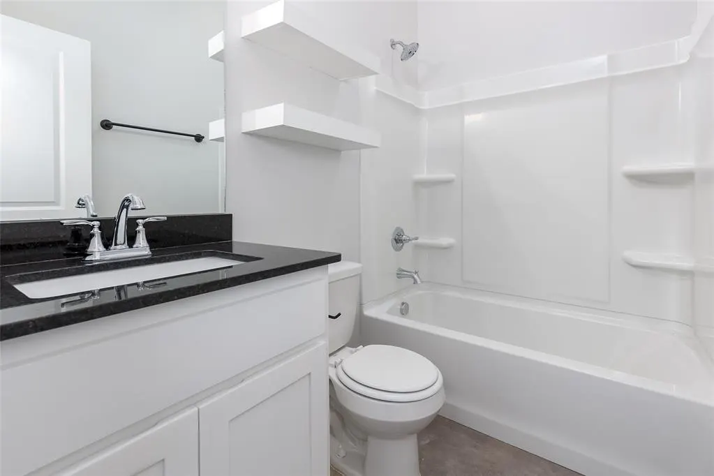 Photo 15 — 2325 SW 90th Place, Oklahoma City, OK 73159