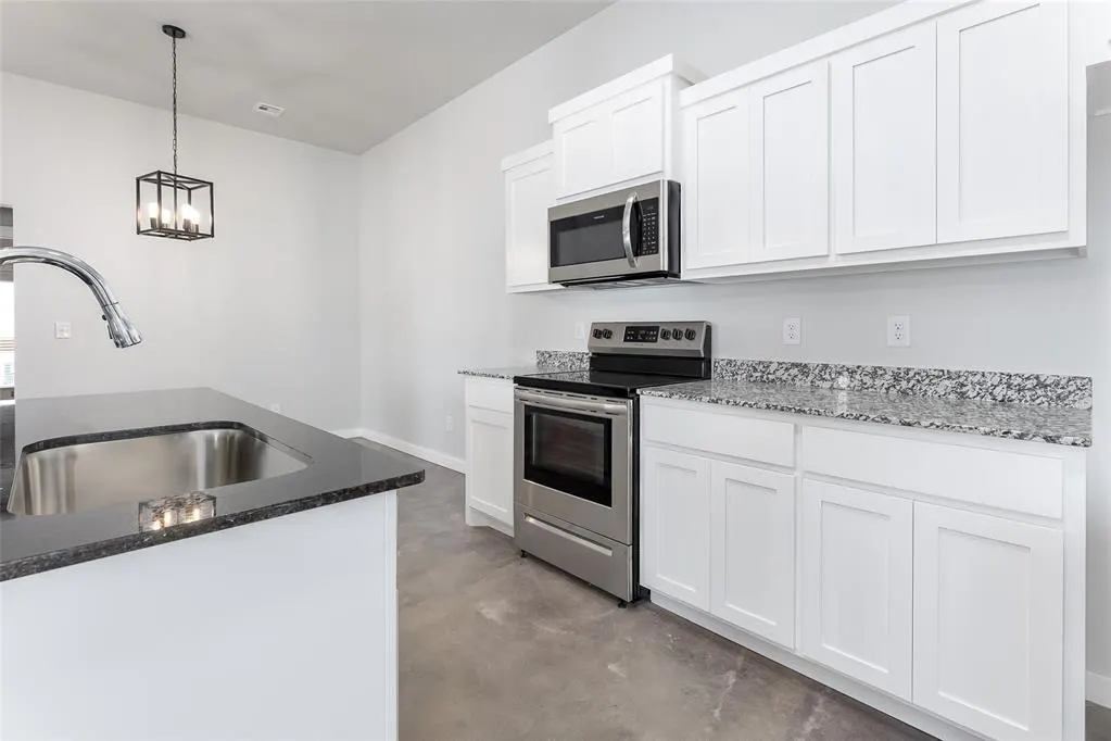 Photo 24 — 2325 SW 90th Place, Oklahoma City, OK 73159