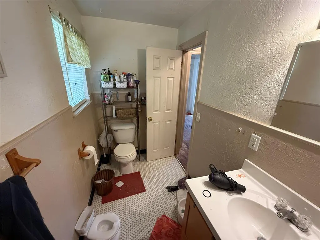 Photo 11 — 1731 NW Ash Avenue, Lawton, OK 73507