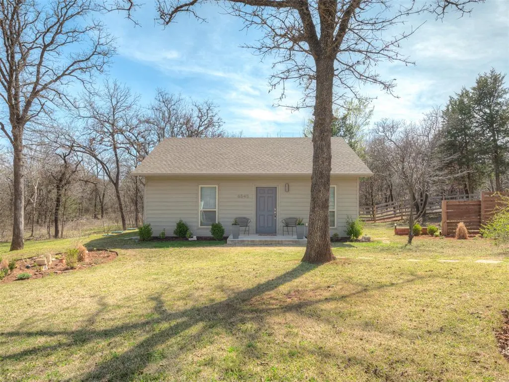 Front exterior — 6545 E Simmons Road, Guthrie, OK 73044