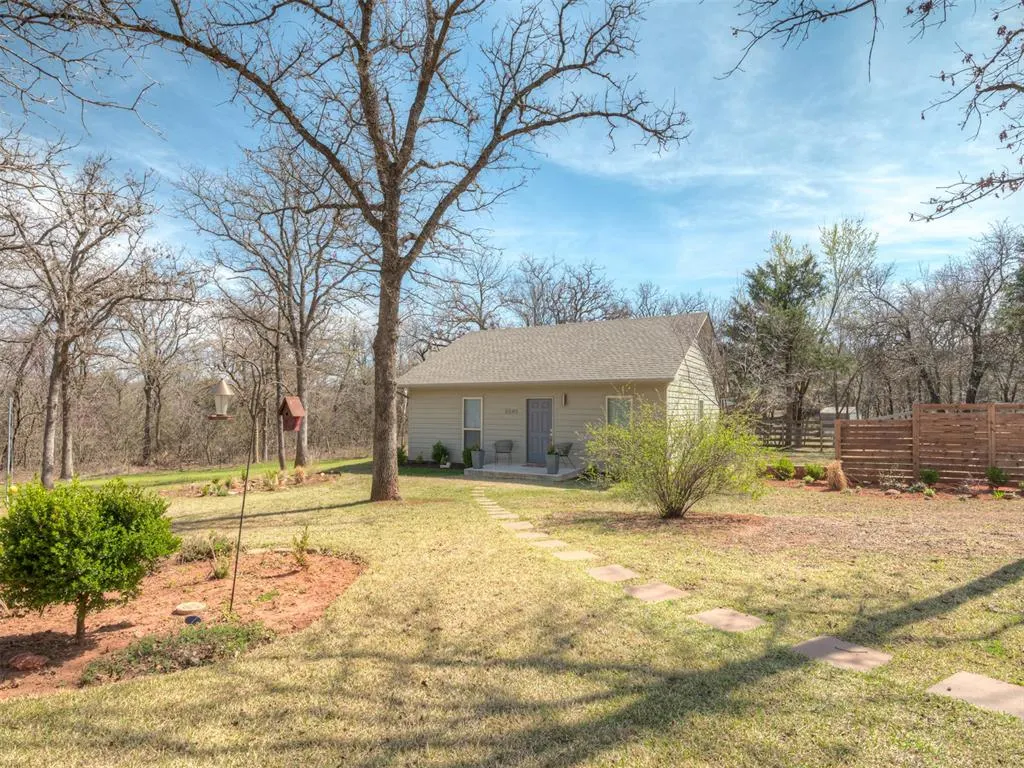 Photo 3 — 6545 E Simmons Road, Guthrie, OK 73044
