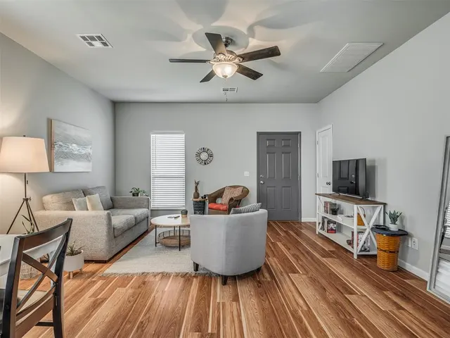 Photo 7 — 6545 E Simmons Road, Guthrie, OK 73044