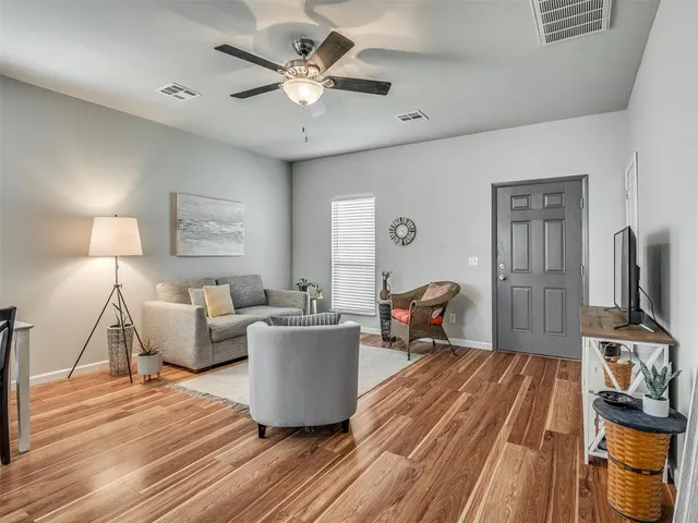 Photo 8 — 6545 E Simmons Road, Guthrie, OK 73044