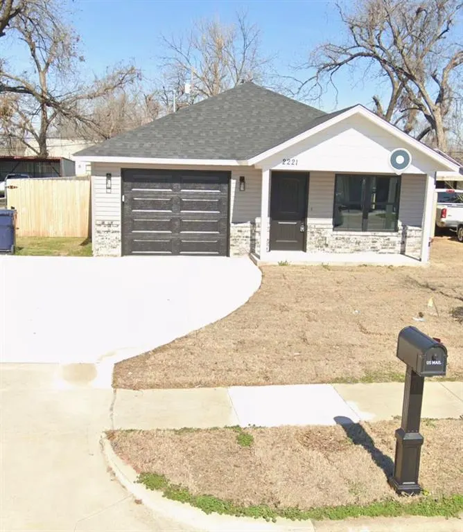Front exterior — 2221 SW 24th Street, Oklahoma City, OK 73108