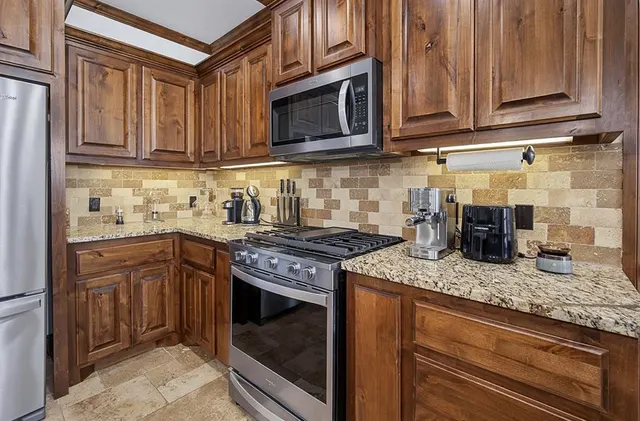 Photo 6 — 2398 Lake Front Drive, Blanchard, OK 73010