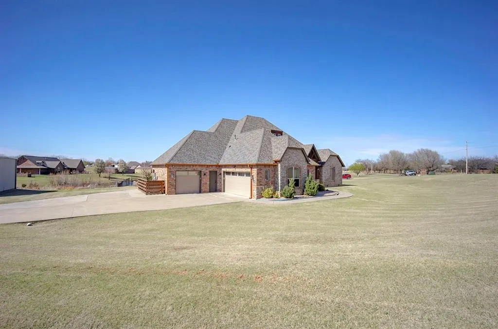 Photo 33 — 2398 Lake Front Drive, Blanchard, OK 73010