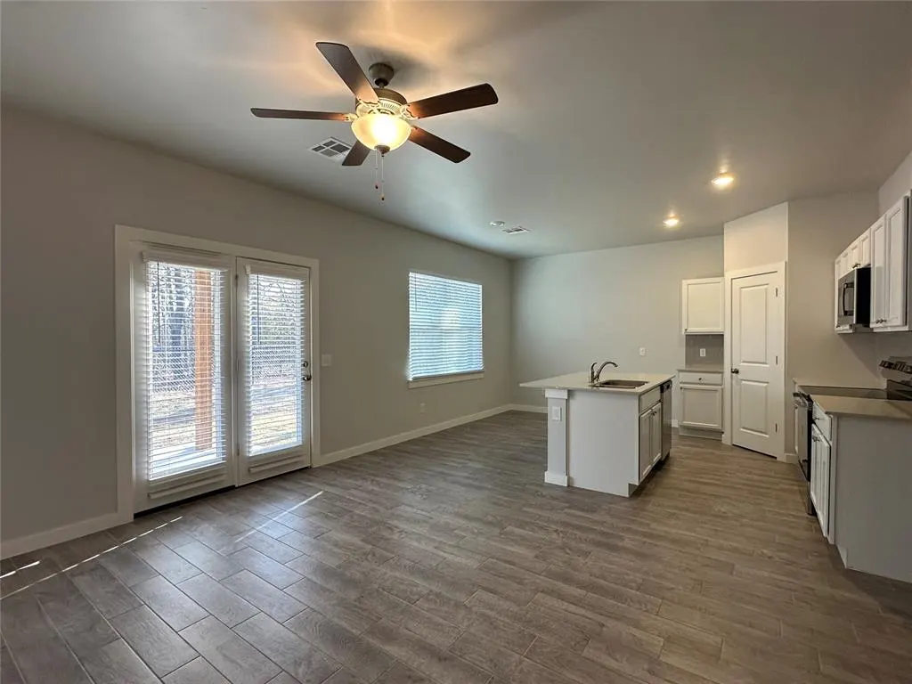 Photo 4 — 17030 Oak Ridge Circle, Newalla, OK 74857