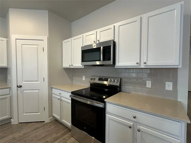 Photo 7 — 17030 Oak Ridge Circle, Newalla, OK 74857