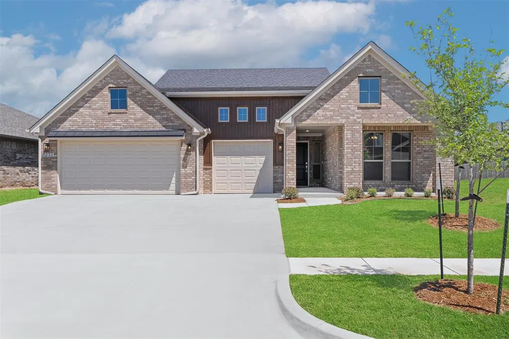 Front exterior — 11233 NW 135th Street, Piedmont, OK 73078