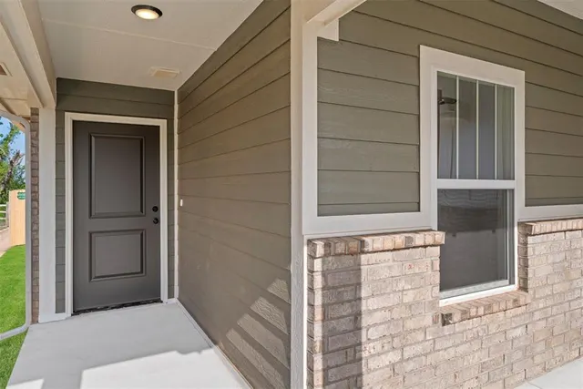 Photo 3 — 3719 Eureka Drive, Norman, OK 73069