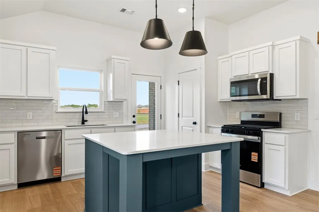 Photo 7 — 3719 Eureka Drive, Norman, OK 73069
