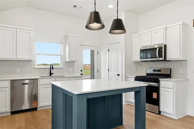Photo 7 — 3719 Eureka Drive, Norman, OK 73069
