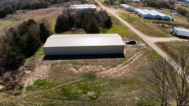 Photo 4 — 8391 Centennial Farms Drive, Coyle, OK 73027