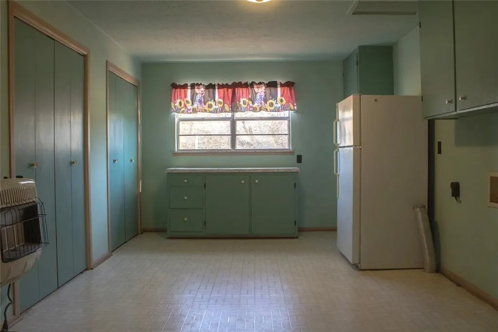 Photo 17 — 509 W G Street, Alex, OK 73002