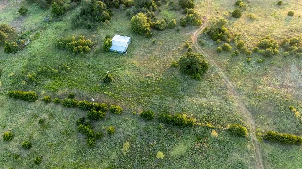 Photo 3 — 0000 Dobbs Road, Wellston, OK 74881