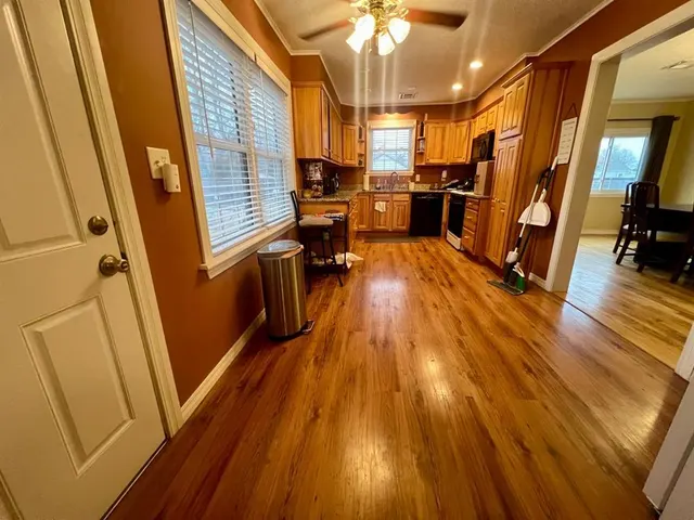 Photo 3 — 526 Nebraska Street, Norman, OK 73069