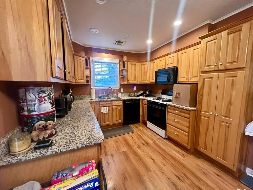 Photo 4 — 526 Nebraska Street, Norman, OK 73069