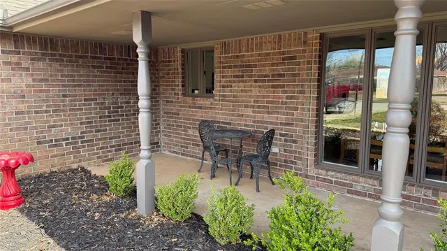 Photo 5 — 1708 Wilshire Drive, Duncan, OK 73533