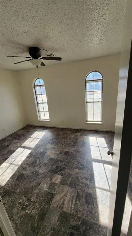 Photo 12 — 417 E Linden Lane, Mustang, OK 73064