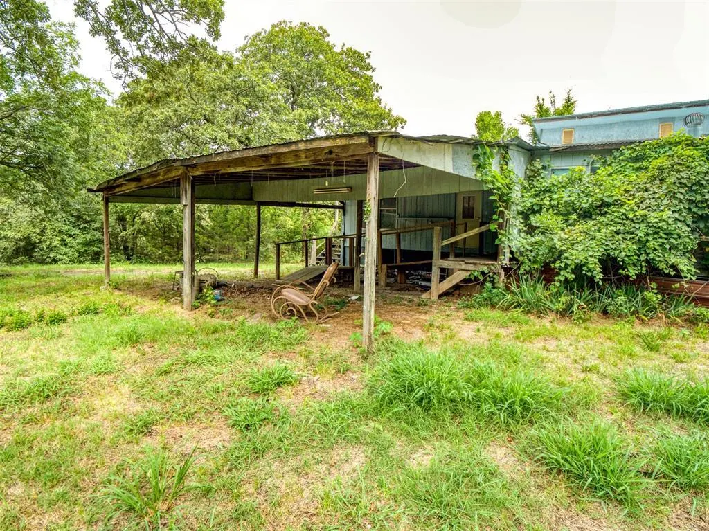 Photo 7 — 2371 Seminole Drive, Sulphur, OK 73086