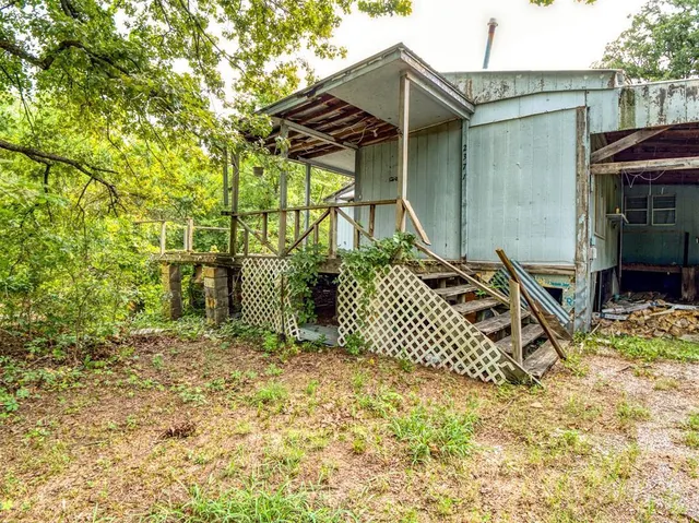 Photo 8 — 2371 Seminole Drive, Sulphur, OK 73086