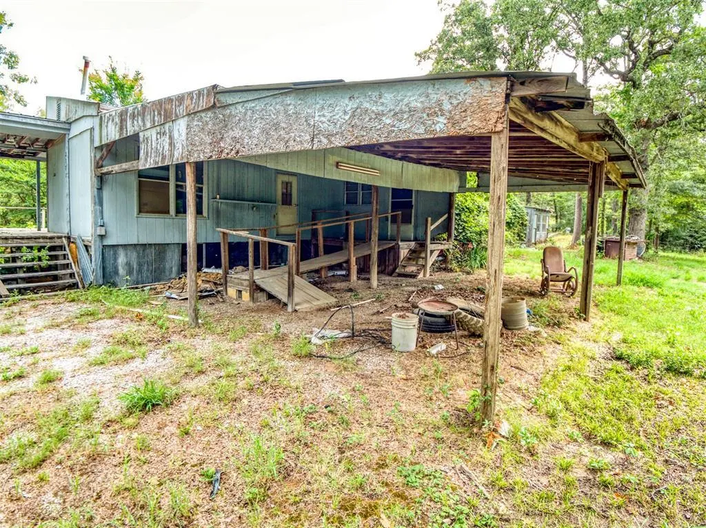 Photo 10 — 2371 Seminole Drive, Sulphur, OK 73086