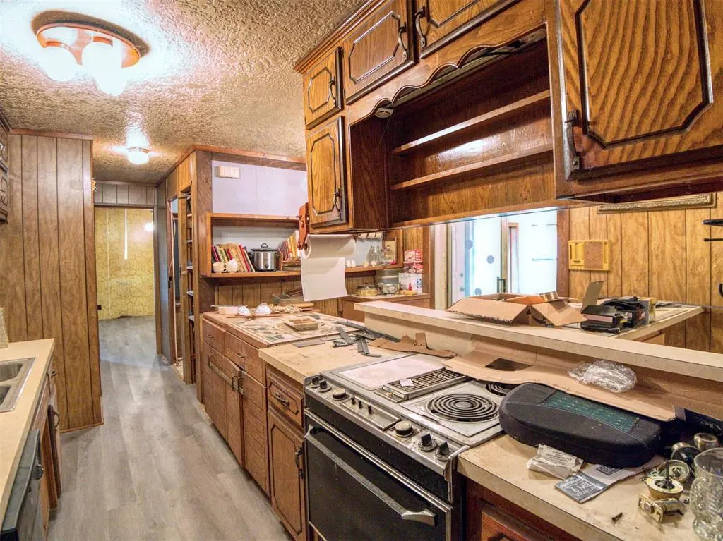 Photo 19 — 2371 Seminole Drive, Sulphur, OK 73086