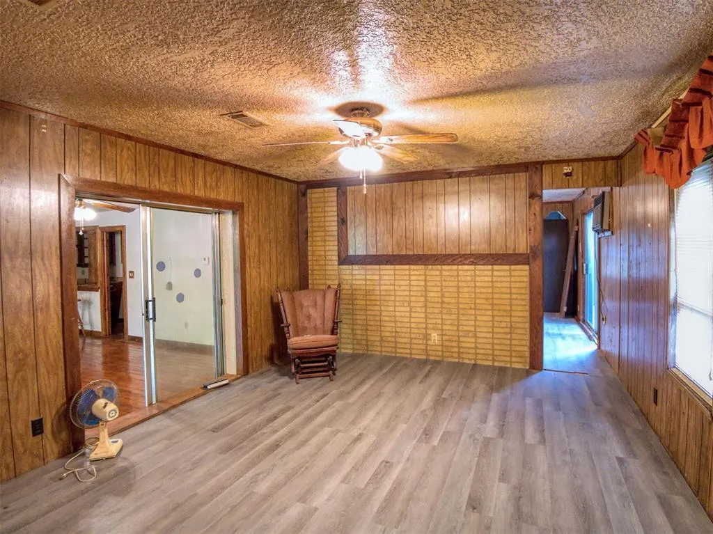 Photo 23 — 2371 Seminole Drive, Sulphur, OK 73086