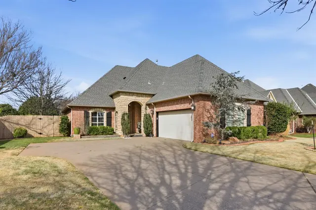 Photo 2 — 12301 Arthur Avenue, Oklahoma City, OK 73142