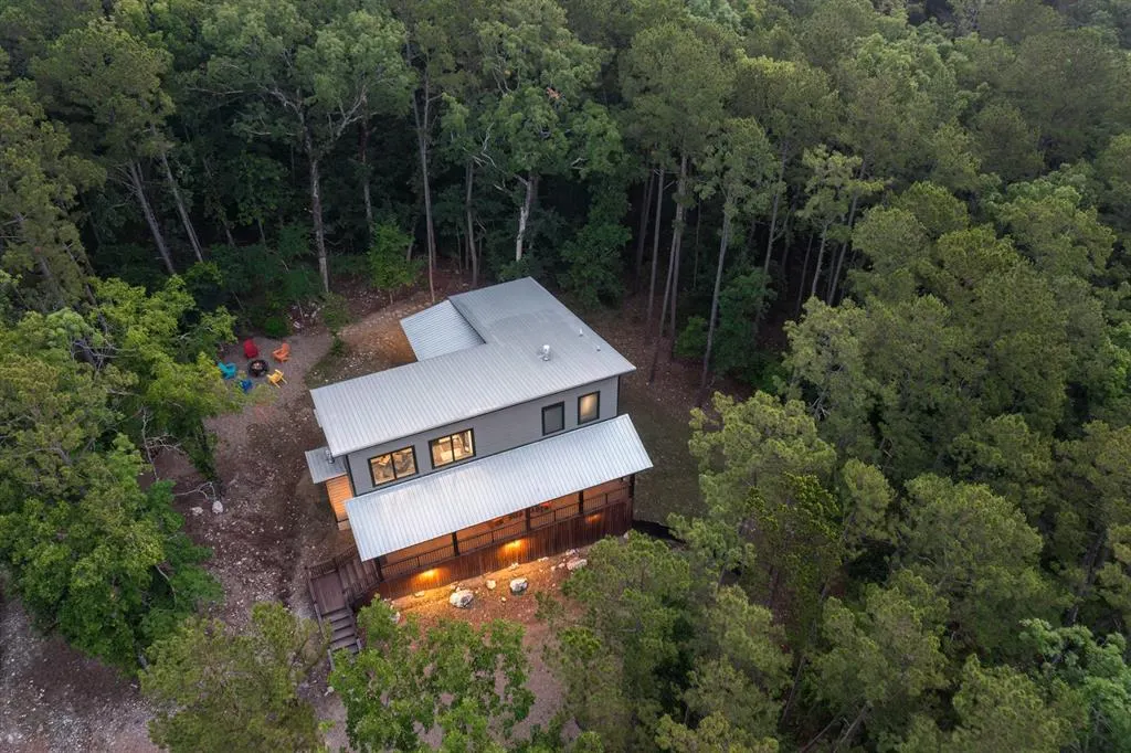 Photo 2 — 3 White Spring Court, Broken Bow, OK 74728