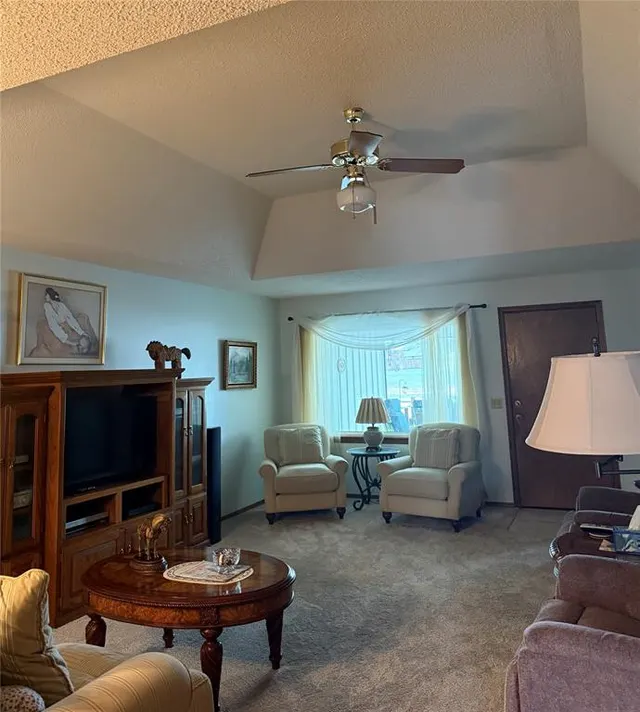 Photo 2 — 3216 Brookridge Street, Chickasha, OK 73018