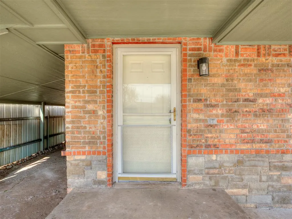 Photo 2 — 3115 SW 20th Street, Oklahoma City, OK 73108