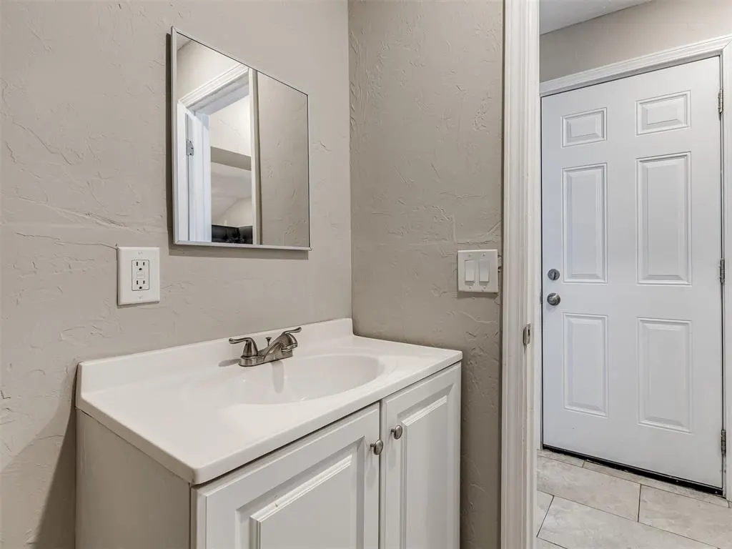 Photo 40 — 3115 SW 20th Street, Oklahoma City, OK 73108