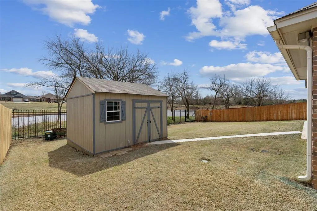Photo 34 — 2504 NE 15th Street, Moore, OK 73160
