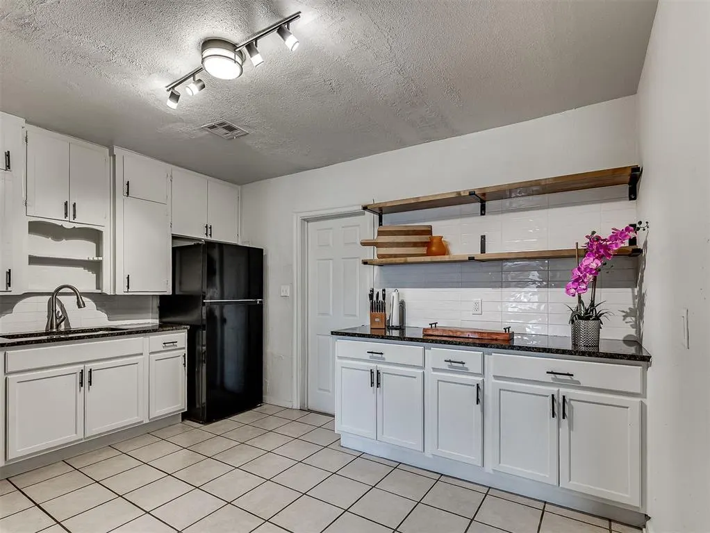 Photo 6 — 1229 N Meta Street, Oklahoma City, OK 73107