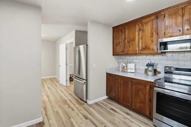 Photo 8 — 705 E Benton Avenue, Sayre, OK 73662