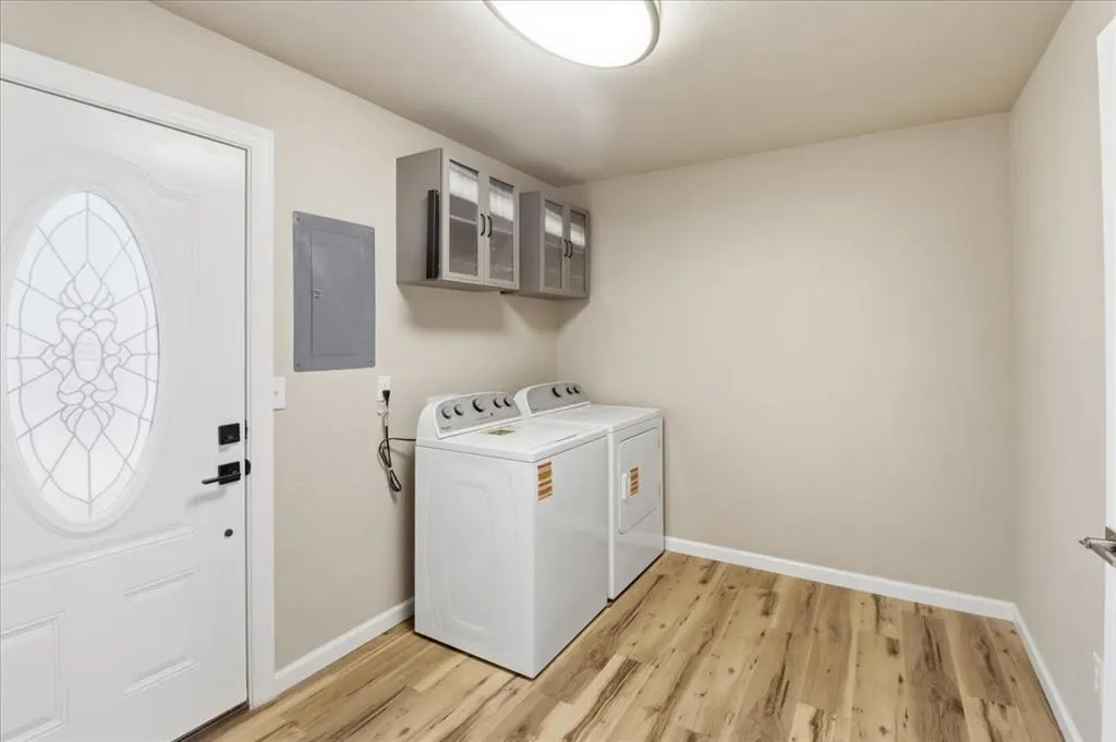 Photo 15 — 705 E Benton Avenue, Sayre, OK 73662