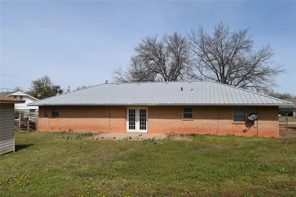 Photo 13 — 508 Cottonwood Lane, Tecumseh, OK 74873