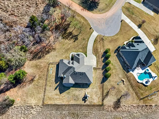 Photo 3 — 3687 River Cliff Road, Newcastle, OK 73065