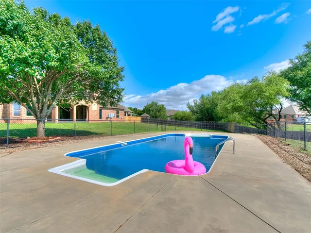 Photo 3 — 4208 Olde Copper Creek, Moore, OK 73160