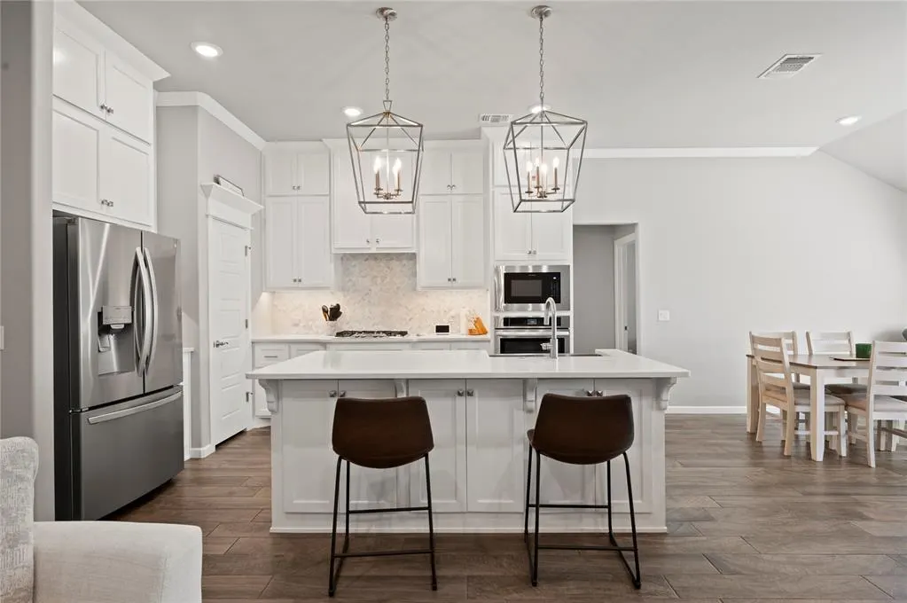 Photo 7 — 18801 Austin Place, Edmond, OK 73012