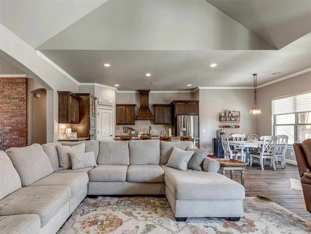 Photo 10 — 13544 Creek View Drive, Edmond, OK 73025