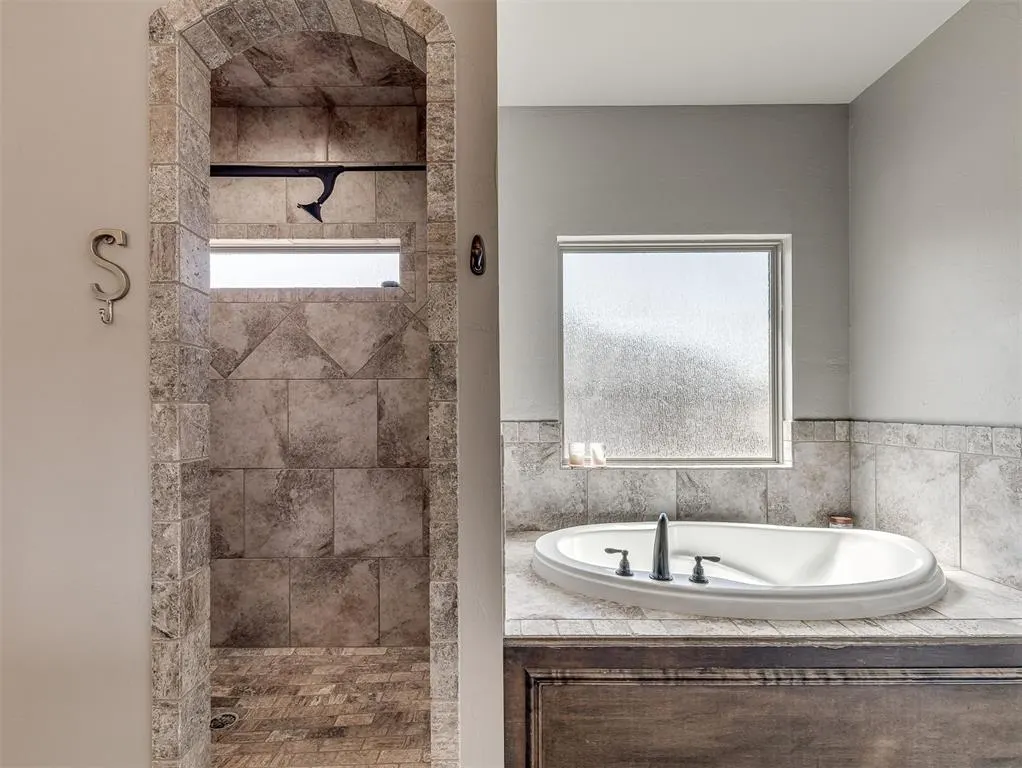 Photo 28 — 13544 Creek View Drive, Edmond, OK 73025