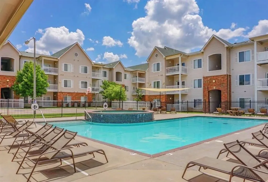 Front exterior — 2200 Classen Boulevard 4134, Norman, OK 73071