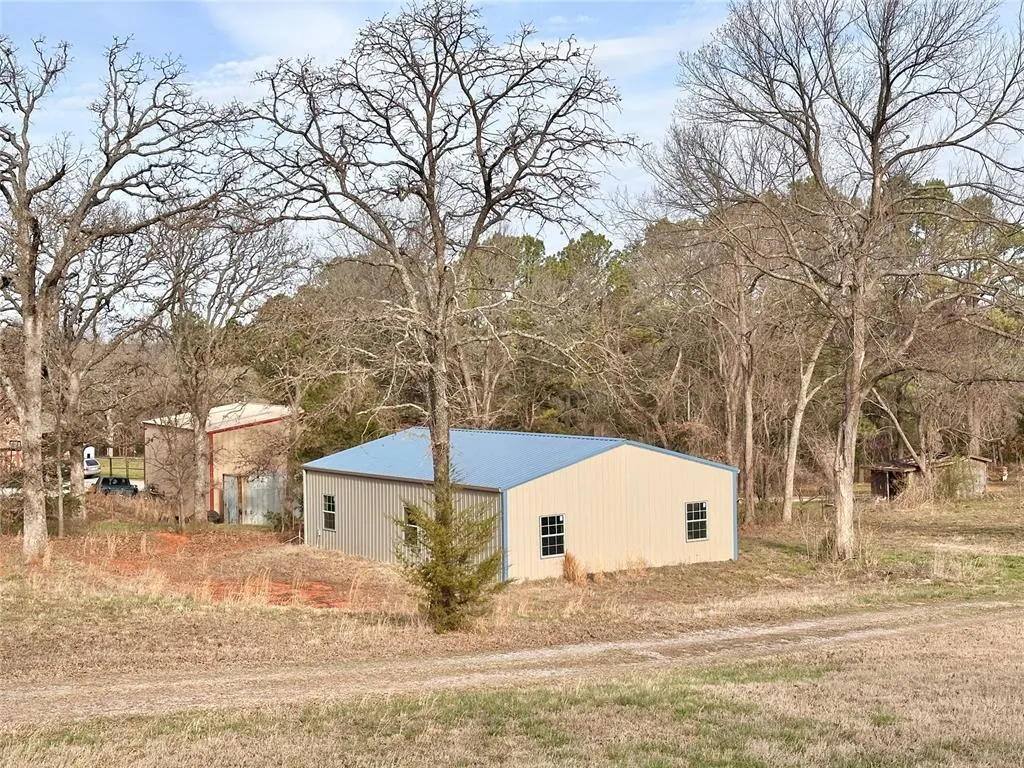 Photo 2 — 106 Buckskin Pass Circle, Newalla, OK 74857
