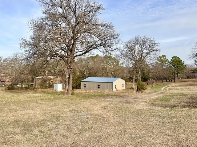 Photo 3 — 106 Buckskin Pass Circle, Newalla, OK 74857