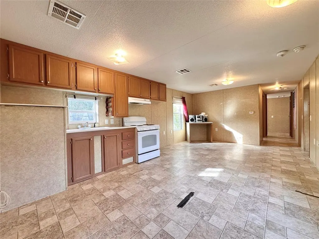Photo 18 — 106 Buckskin Pass Circle, Newalla, OK 74857