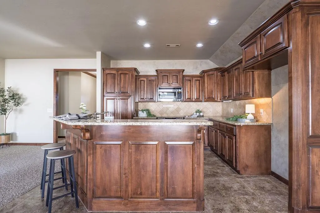 Photo 16 — 2008 Lantana Circle, Shawnee, OK 74804