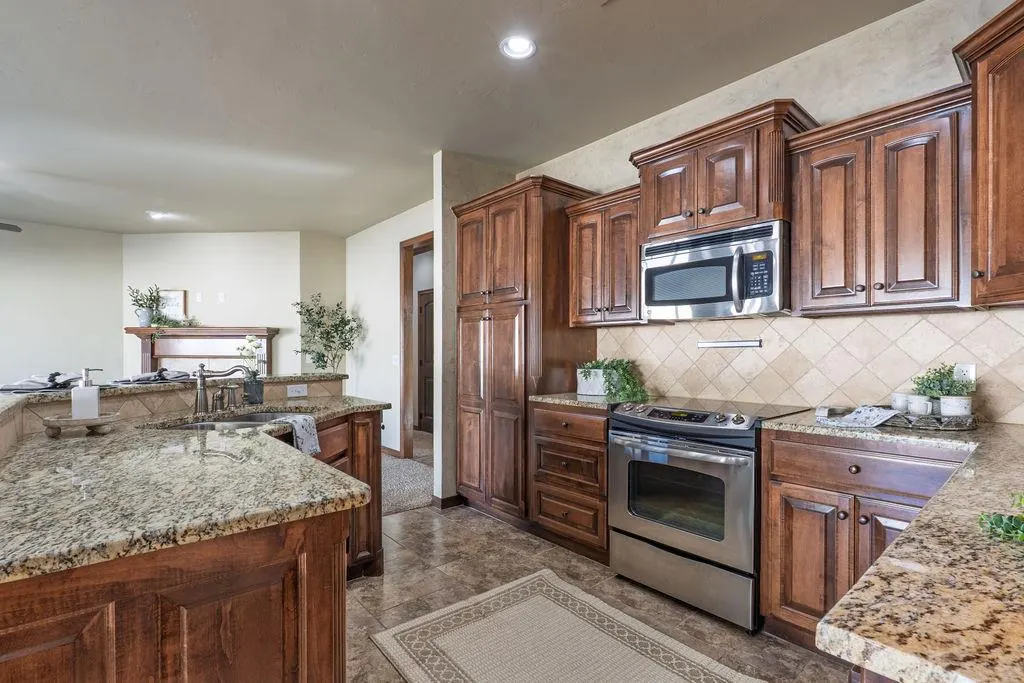 Photo 18 — 2008 Lantana Circle, Shawnee, OK 74804